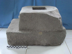 Umpak Batu